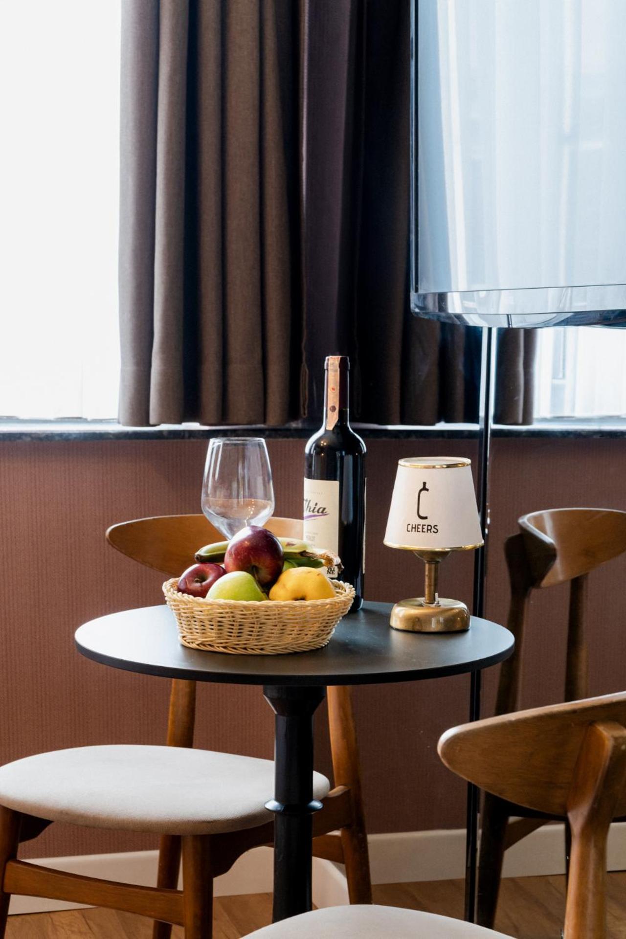 Cheers Porthouse Hotel Istanboel Buitenkant foto